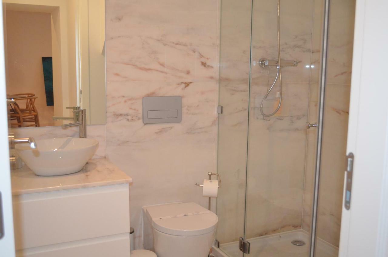 Flor De Lis Residence - Alfama Lisbon Luaran gambar